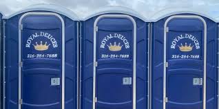 Best ADA-Compliant Portable Toilet Rental  in Lake Mohegan, NY